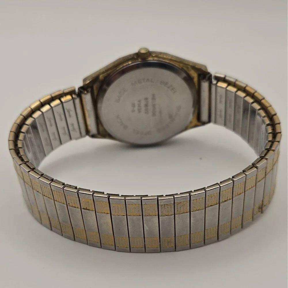 Helbros 87161/2 Quartz Day/Date Octagon Two Tone,Stretch Band Mens Watch. *READ*